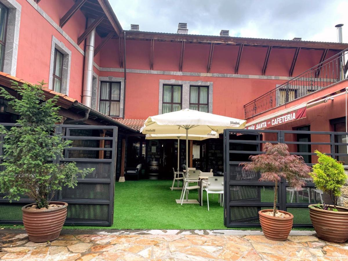 Hotel - Apartamentos Pena Santa Benia De Onis Esterno foto